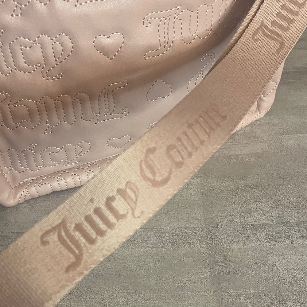 Juicy Couture Pastel Pink Signature league tote w/web strap and mini pouch - Picture 4 of 17